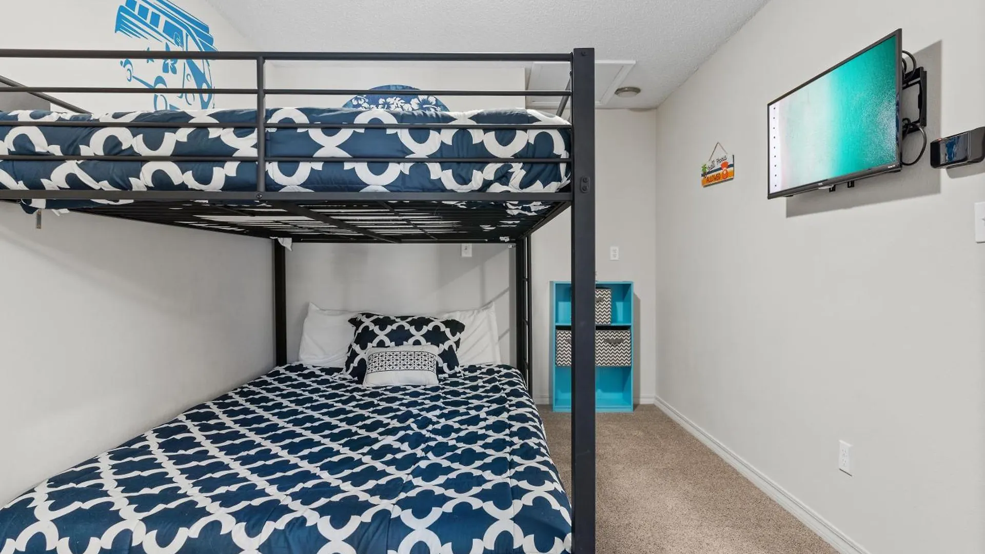 5 Min Walk To Beach, Sparkling Pool, Mins To Shops &Outlet! 13 Destin