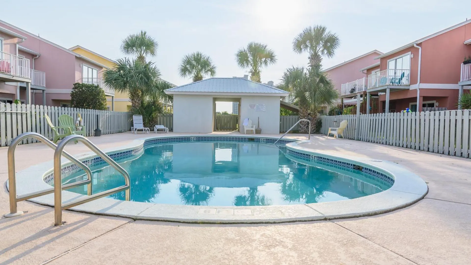 5 Min Walk To Beach, Sparkling Pool, Mins To Shops &Outlet! 13 Destin