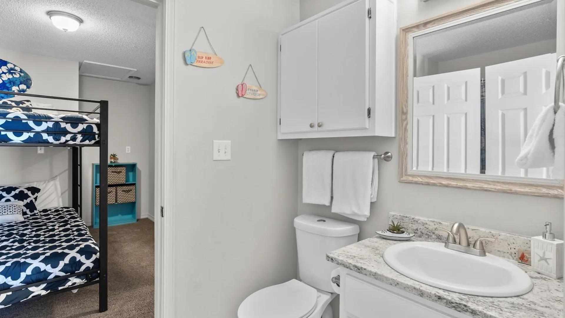 5 Min Walk To Beach, Sparkling Pool, Mins To Shops &Outlet! 13 Destin Holiday home