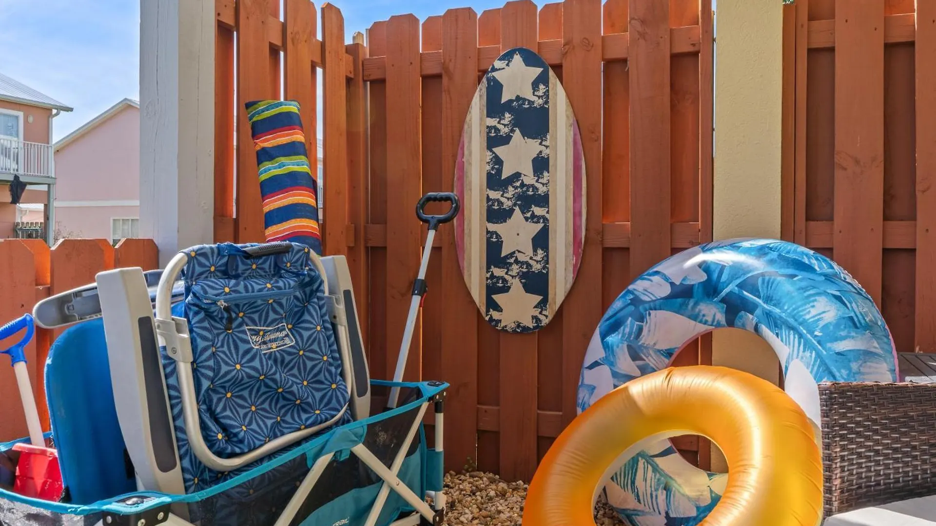 5 Min Walk To Beach, Sparkling Pool, Mins To Shops &Outlet! 13 Destin Holiday home