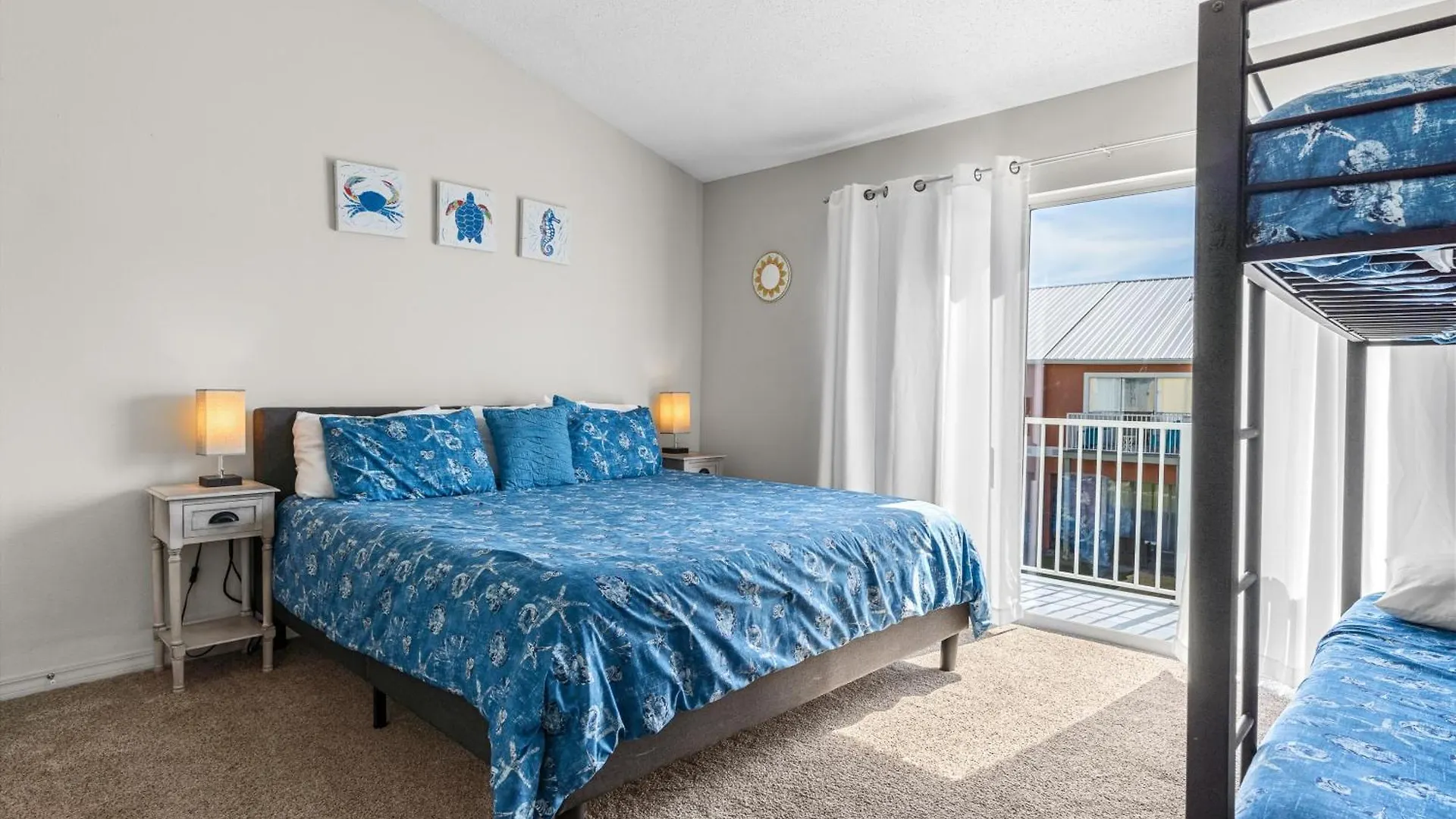 5 Min Walk To Beach, Sparkling Pool, Mins To Shops &Outlet! 13 Destin United States